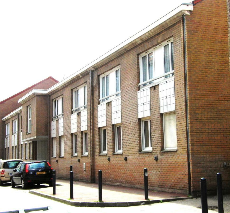 Une Petite Halte Apartamento Calais Exterior foto